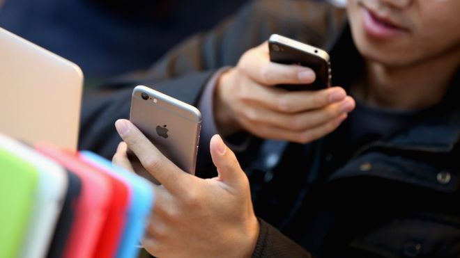 Apple over iPhone patent claim