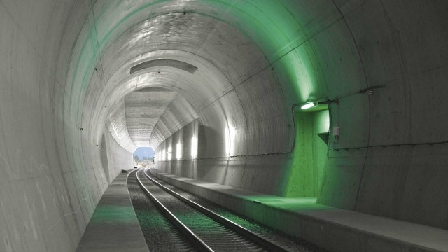 Switzerland to open Rail Tunnel